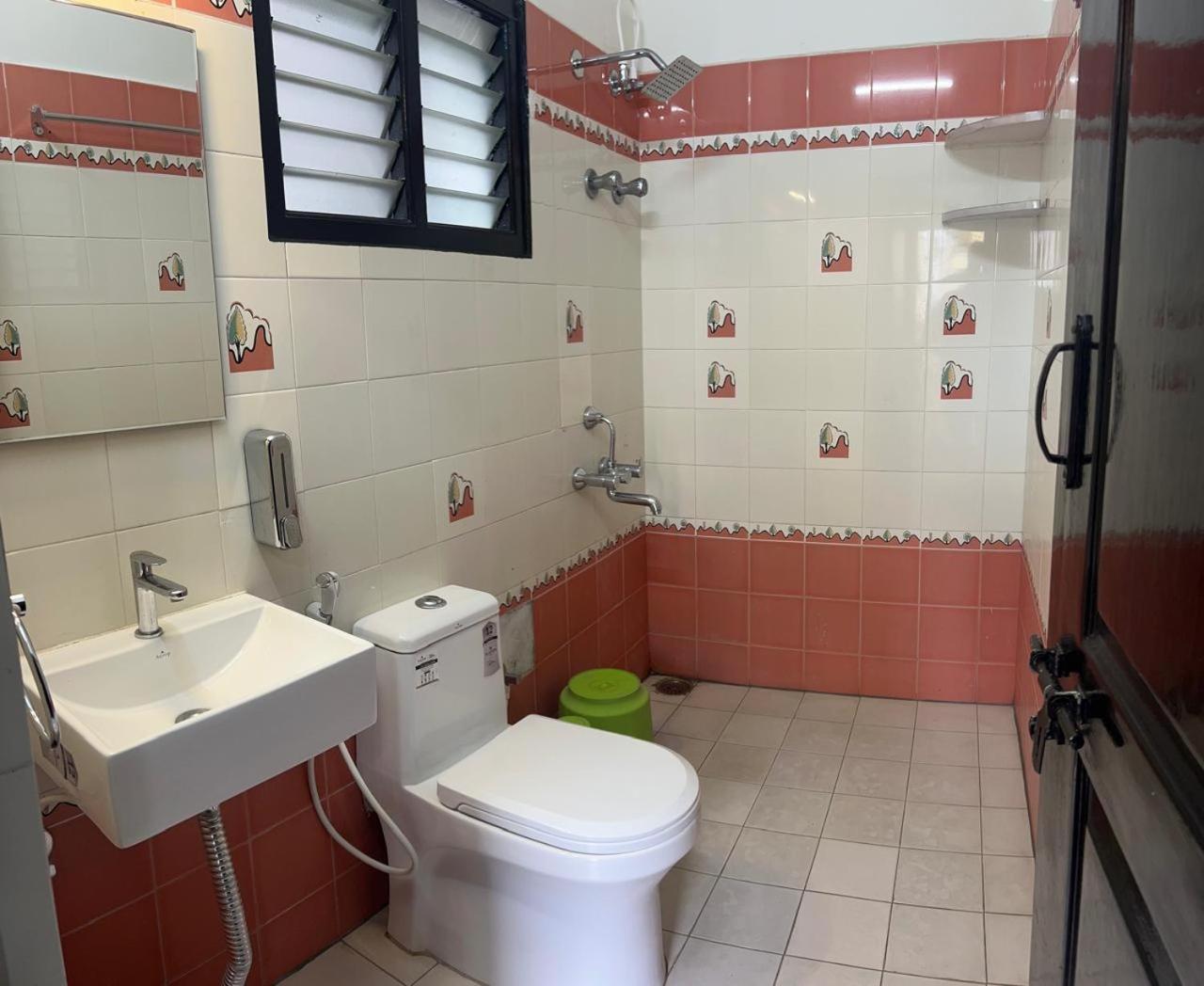 Hotel Queens Comfort Mysore Luaran gambar