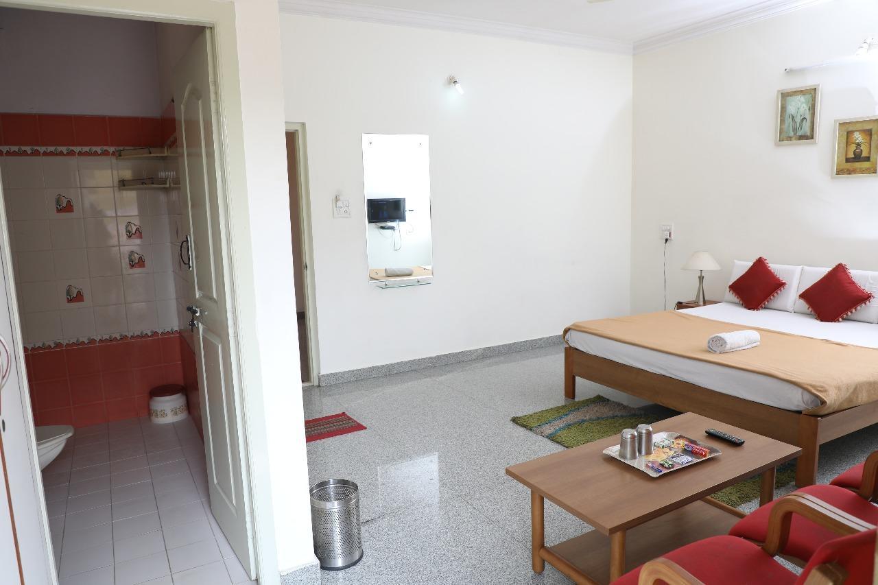 Hotel Queens Comfort Mysore Luaran gambar