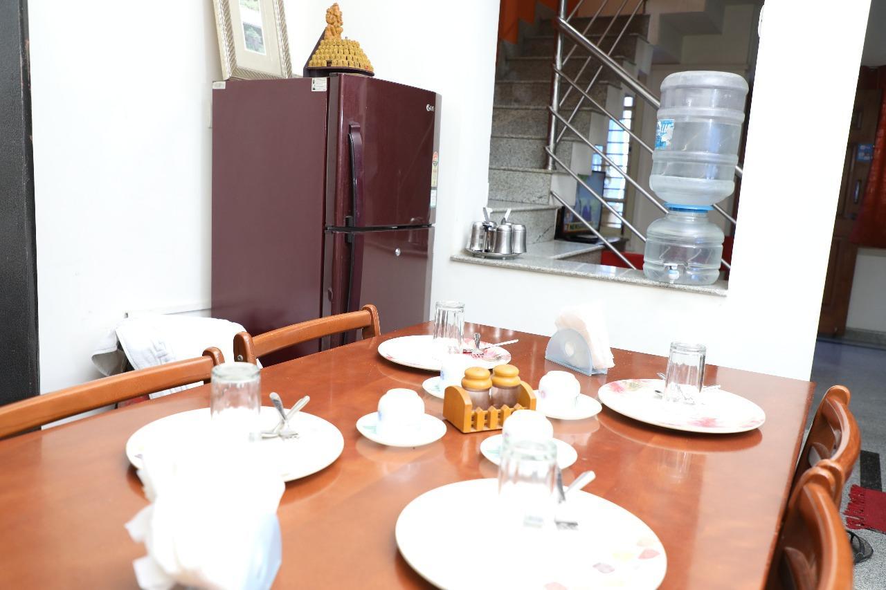 Hotel Queens Comfort Mysore Luaran gambar